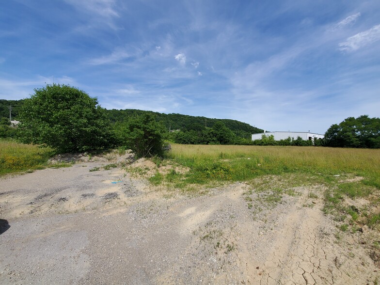 Primary Photo Of Town Dr & Crossing Dr, Wilder Land For Sale