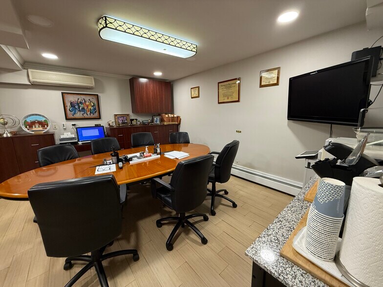 More Photos Of 459 6th Ave, Brooklyn Apartments For Lease