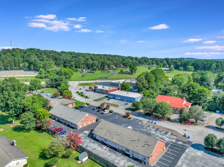 More Photos Of 6716 Heritage Business Ct, Chattanooga Office For Lease