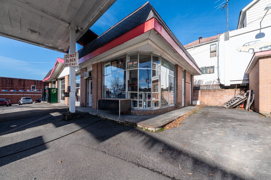 More Photos Of 414 Corbin Pl, Fairmont Land For Sale