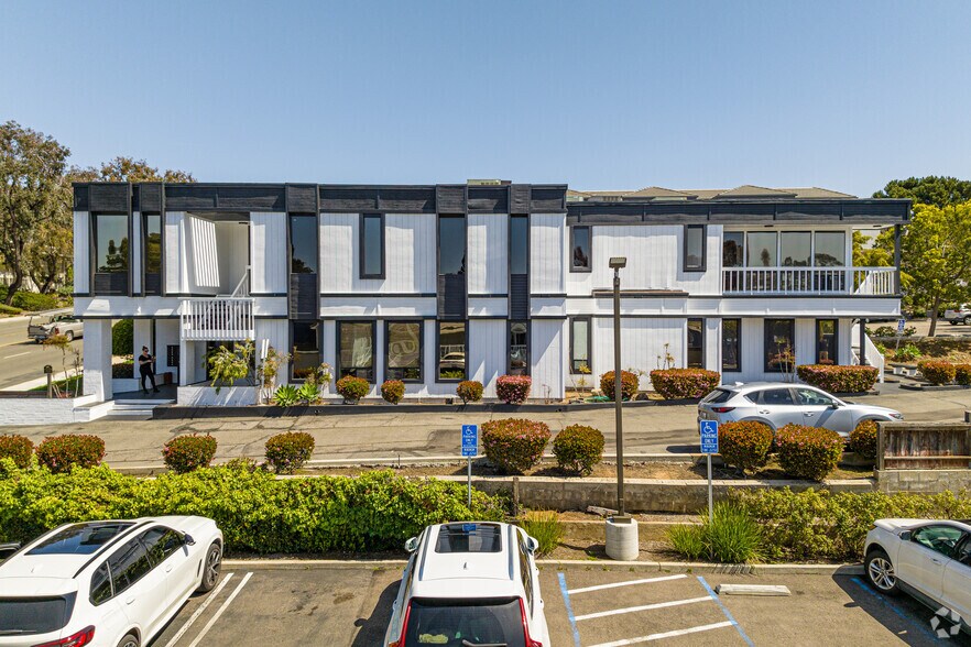 More Photos Of 1241 Carlsbad Village Dr, Carlsbad Medical For Sale