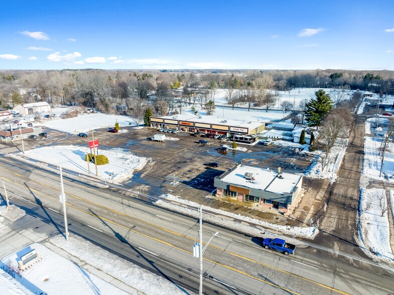 More Photos Of 16209-16235 S US 27, Lansing Unknown For Lease