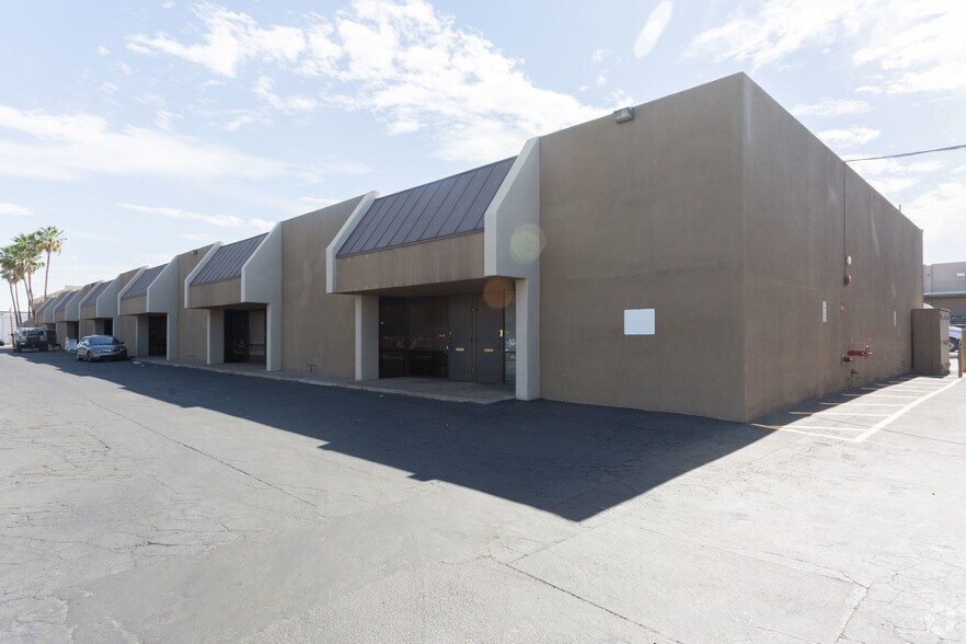 More Photos Of 3101 W Thomas Rd, Phoenix Service For Lease