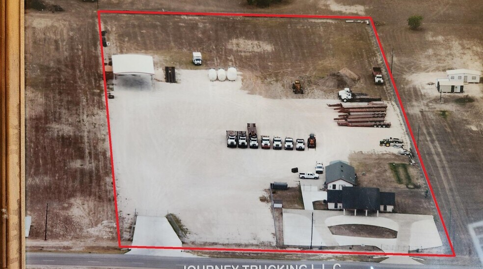 Primary Photo Of 3360 W Highway 44, Alice Distribution For Sale