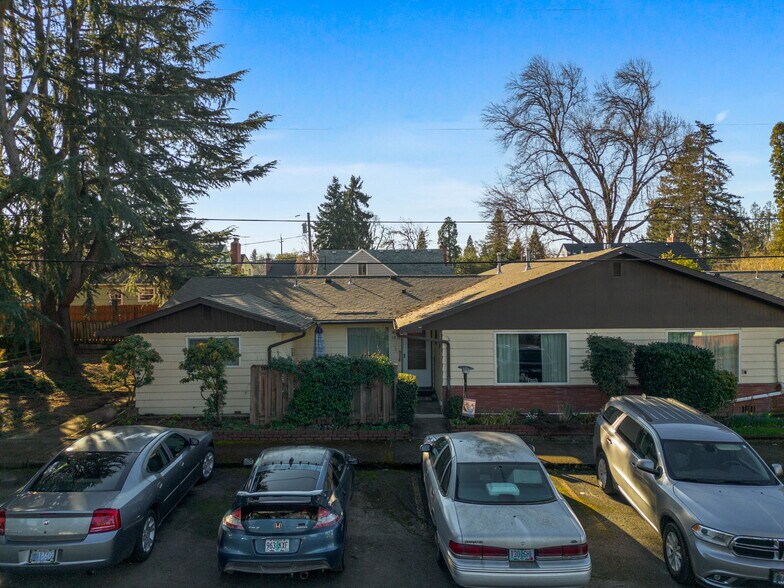 More Photos Of 1801-1886 A St, Salem Apartments For Sale