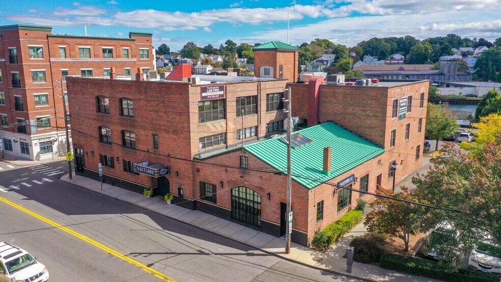 More Photos Of 14-20 Willett Ave, Port Chester Office For Lease