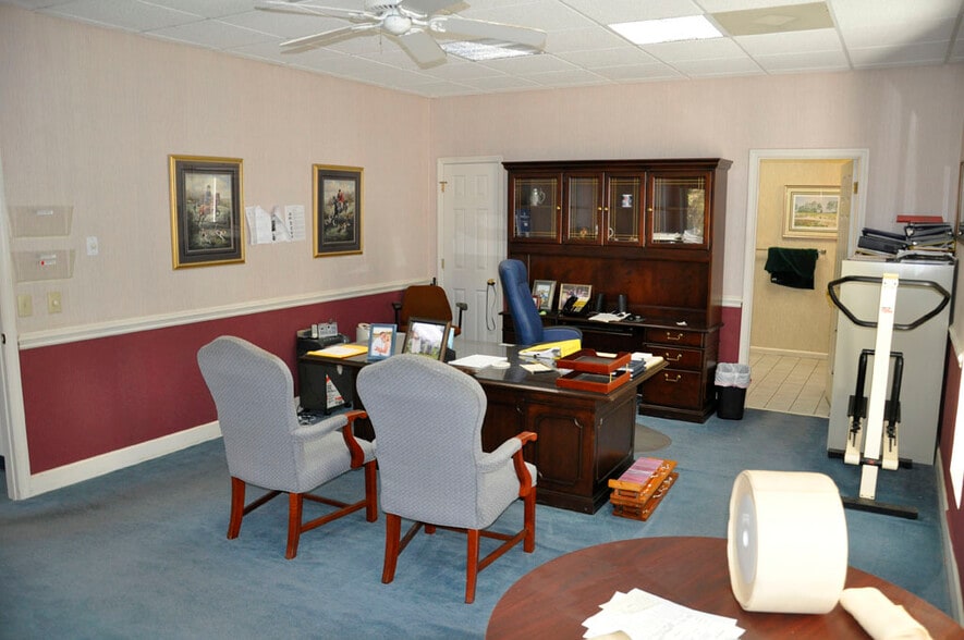 More Photos Of 845 Valley View Rd, Southern Pines Industrial For Sale