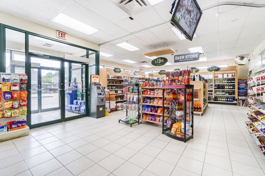 More Photos Of 937002 Airport Rd, Mulmur Convenience Store For Sale