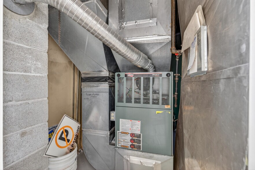 More Photos Of 619 Diagonal St, Clarkston Medical For Sale