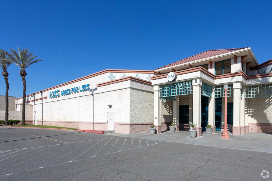 More Photos Of 1675 W Lacey Blvd, Hanford Unknown For Lease