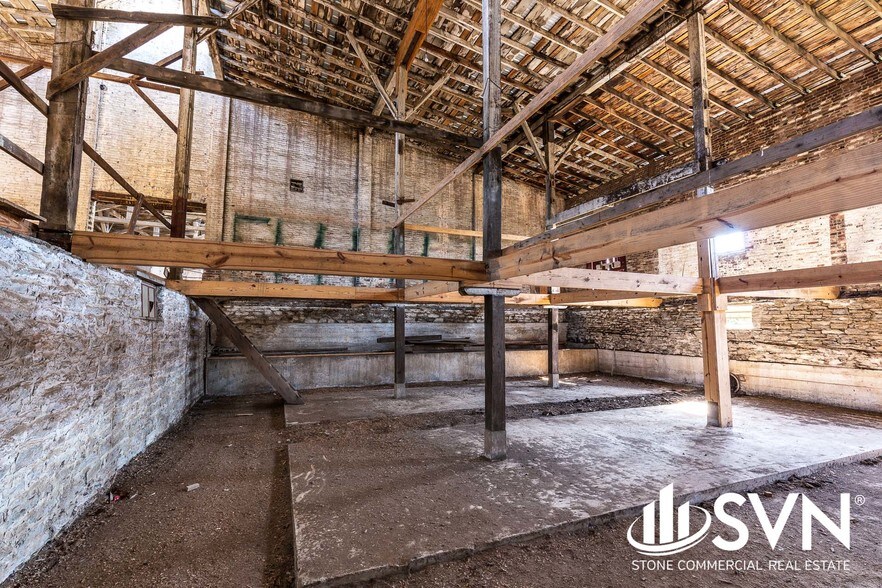 More Photos Of 2370 Sandersville Rd, Lexington Industrial For Lease
