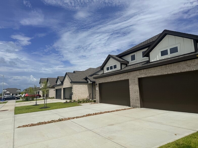 More Photos Of , Dayton Multifamily For Sale