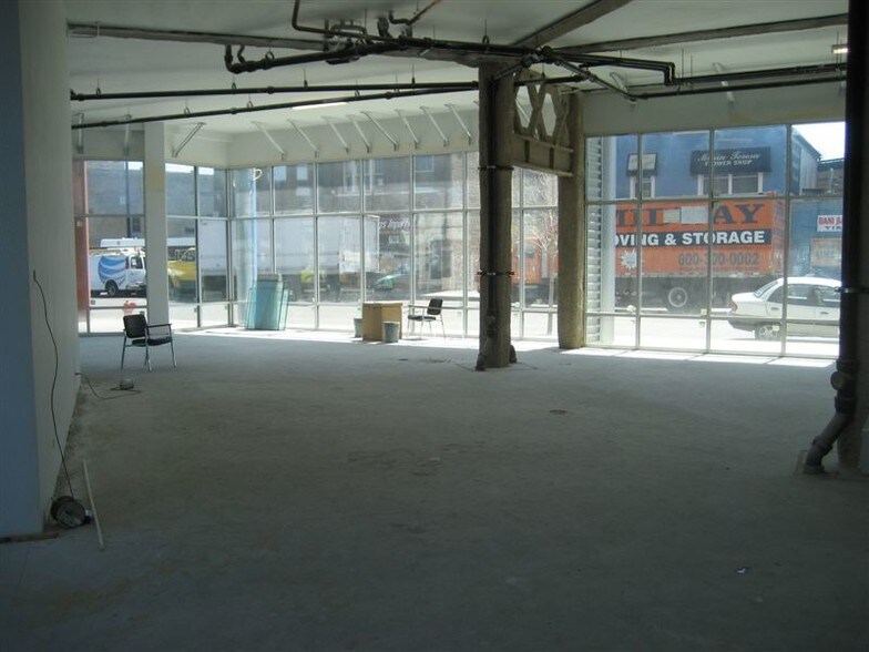 More Photos Of 2000 N Milwaukee Ave, Chicago Apartments For Lease