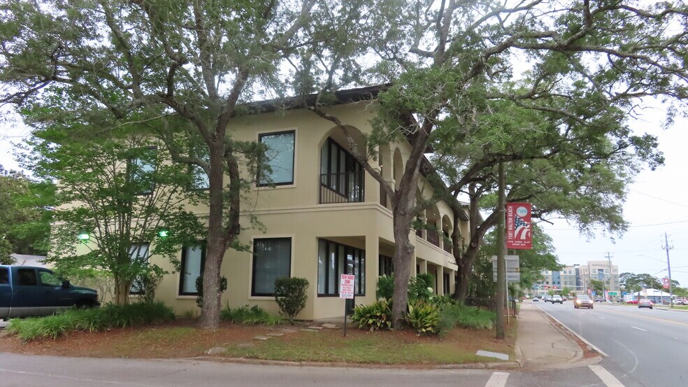 More Photos Of 139 Beal Pky SE, Fort Walton Beach Office For Lease