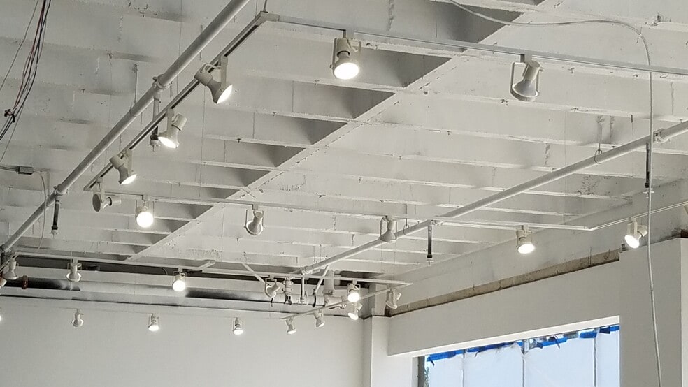 More Photos Of 1743-1745 S El Camino Real, San Mateo Storefront Retail Office For Lease