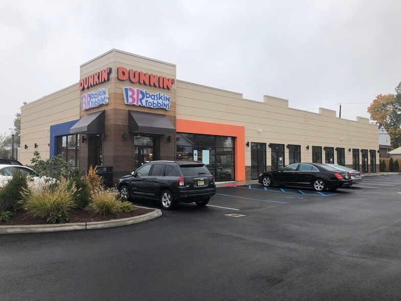 Primary Photo Of 405 Piaget Ave, Clifton Freestanding For Lease