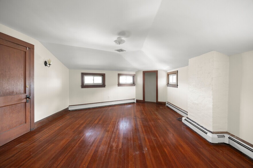 More Photos Of 45-49 8th St, Hudson Storefront Retail Residential For Sale