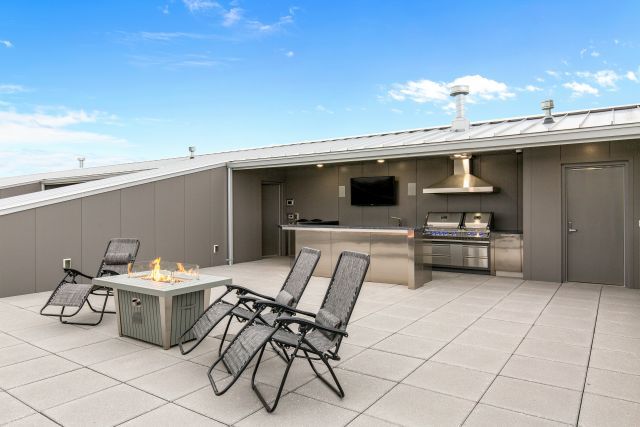 More Photos Of 142 Pit Ln, Pontiac Flex For Sale