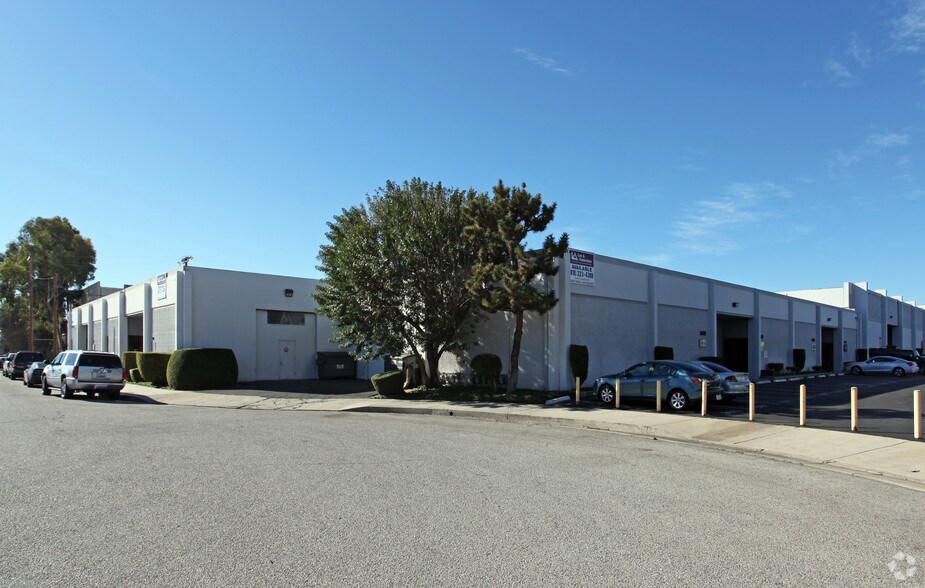 Primary Photo Of 20806 Plummer St, Chatsworth Light Manufacturing For Lease