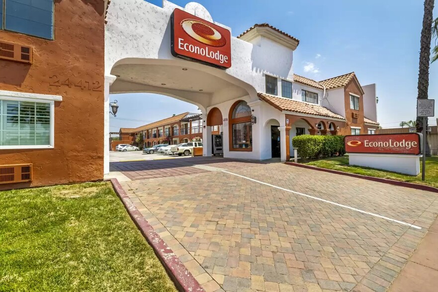 Primary Photo Of 24412 Sunnymead Blvd, Moreno Valley Hotel For Sale