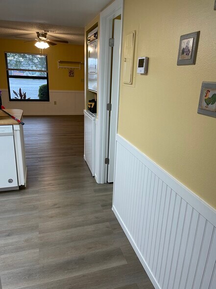 More Photos Of 1031 SE 9th St, Cape Coral Apartments For Sale