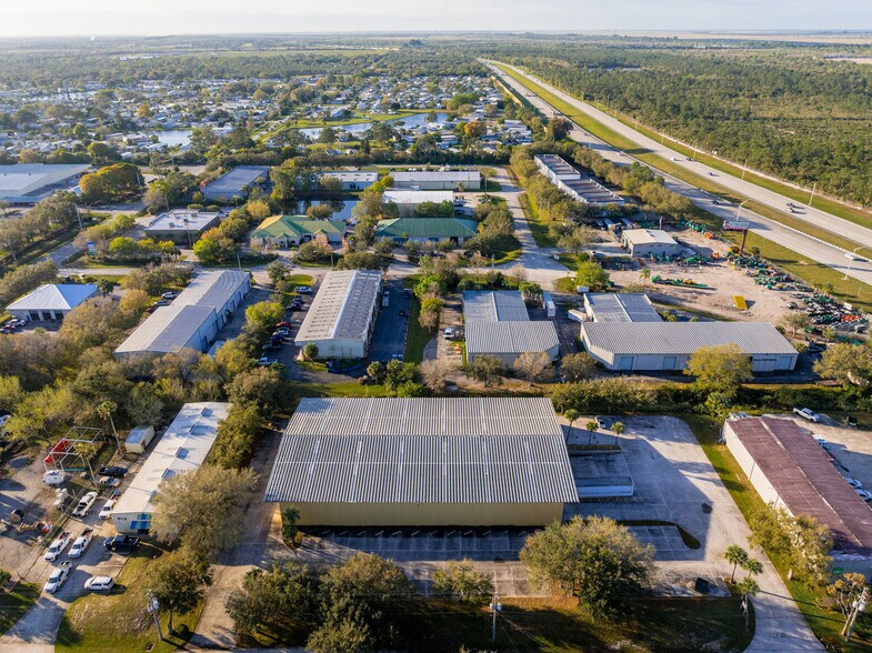 More Photos Of 9055 17th Pl, Vero Beach Warehouse For Sale