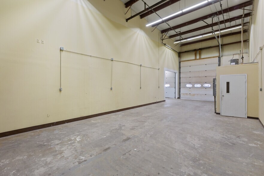 More Photos Of 7881 Beechcraft Ave, Gaithersburg Industrial For Sale