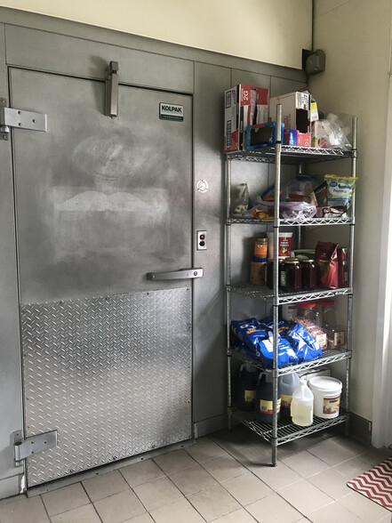 More Photos Of 3 Field Rd, Cos Cob Specialty For Sale