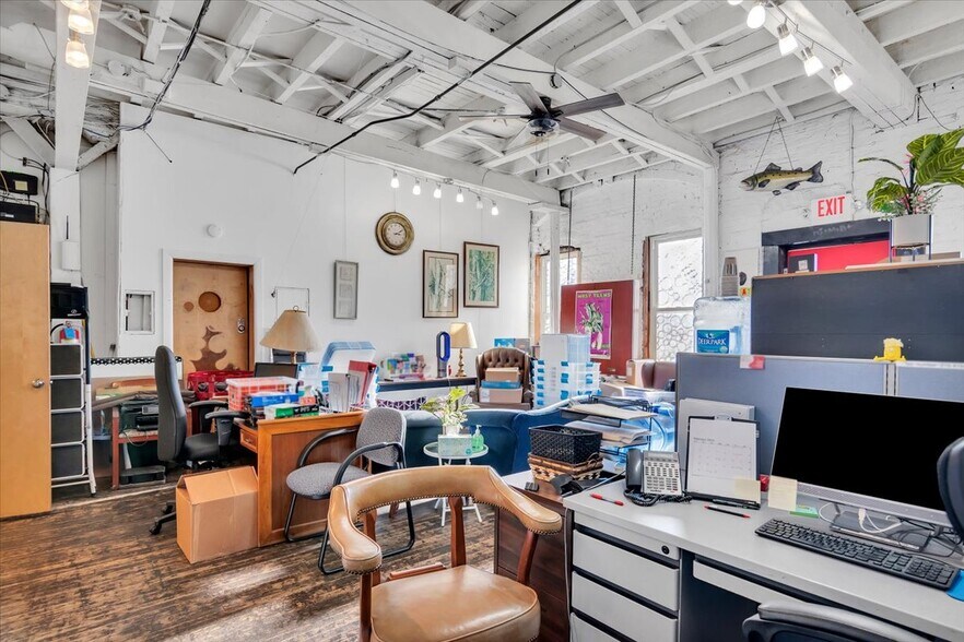 More Photos Of 2531 E Lehigh Ave, Philadelphia Storefront Retail Office For Sale