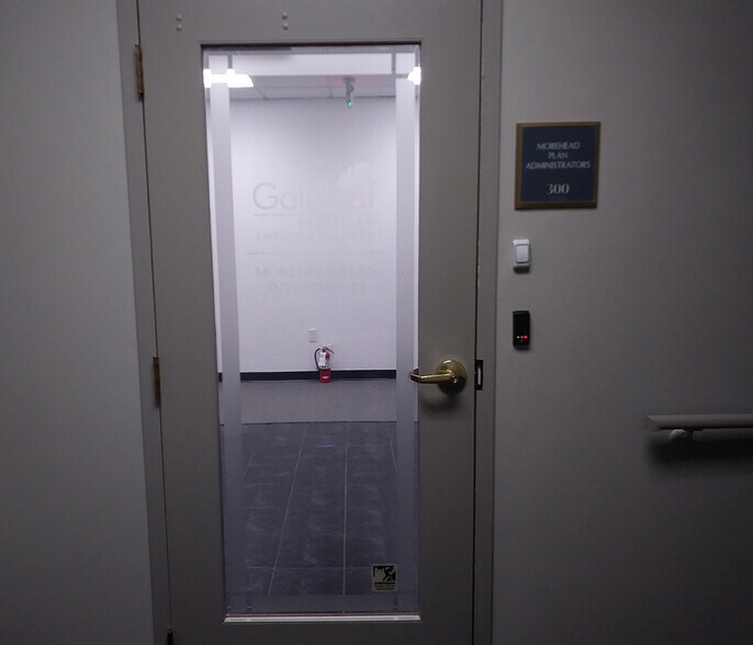 More Photos Of 817 E Morehead St, Charlotte Office For Lease