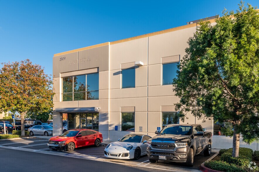 More Photos Of 2909 Tech Center Dr, Santa Ana Warehouse For Sale