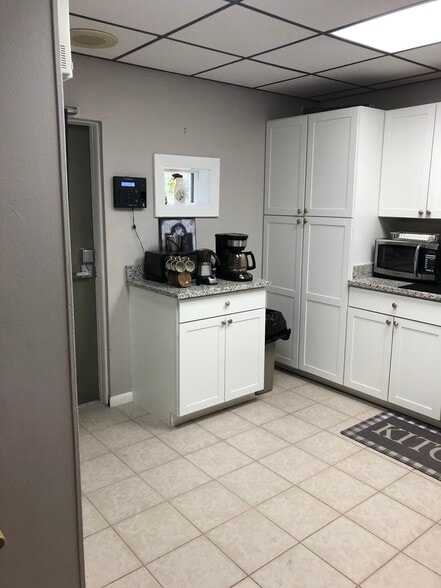 More Photos Of 4040 Del Prado Blvd, Cape Coral Coworking Space