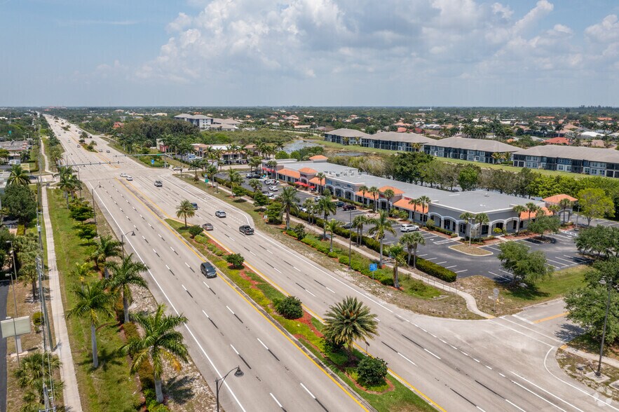 More Photos Of 28811 S Tamiami Trl, Bonita Springs General Retail For Lease