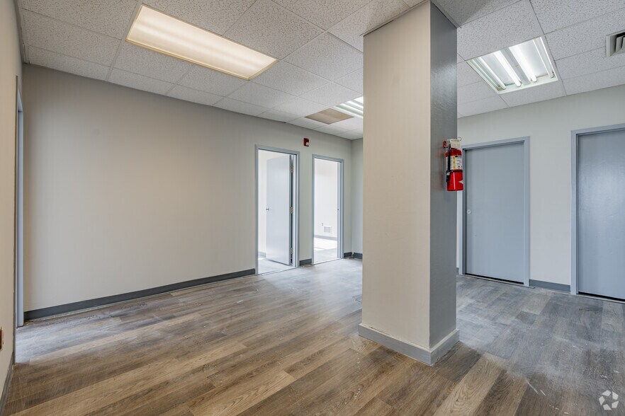 More Photos Of 3385 Airways Blvd, Memphis Medical For Lease