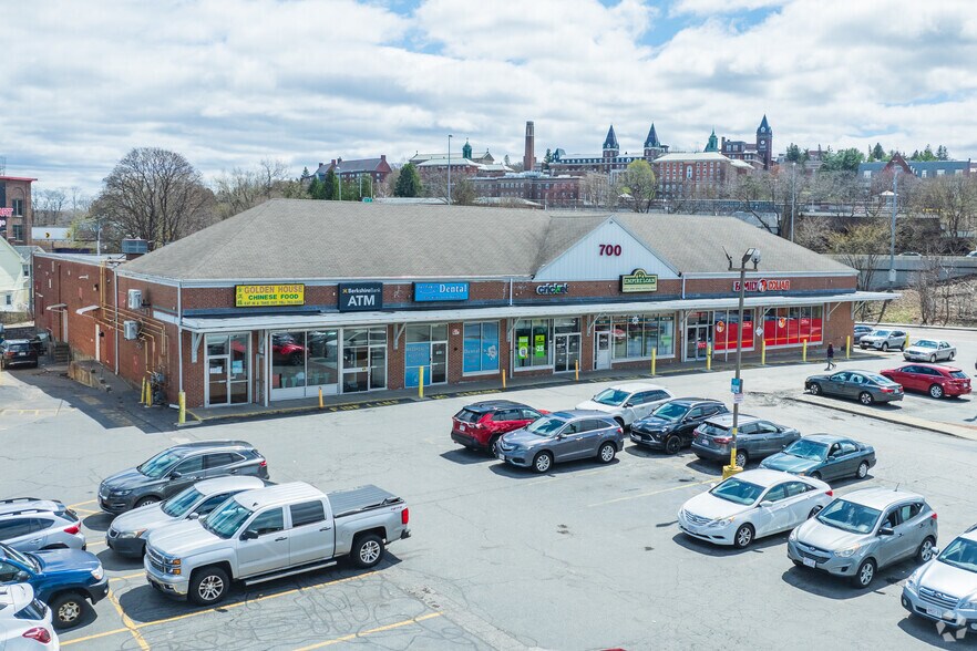 More Photos Of 500-702 Southbridge St, Worcester Unknown For Lease