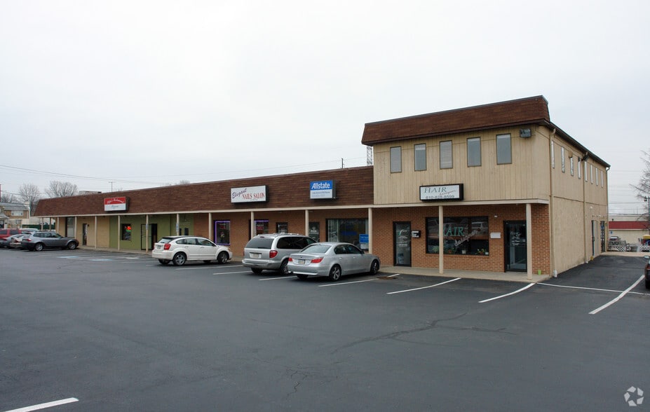 Primary Photo Of 406 W Ridge Pike, Conshohocken Storefront For Lease