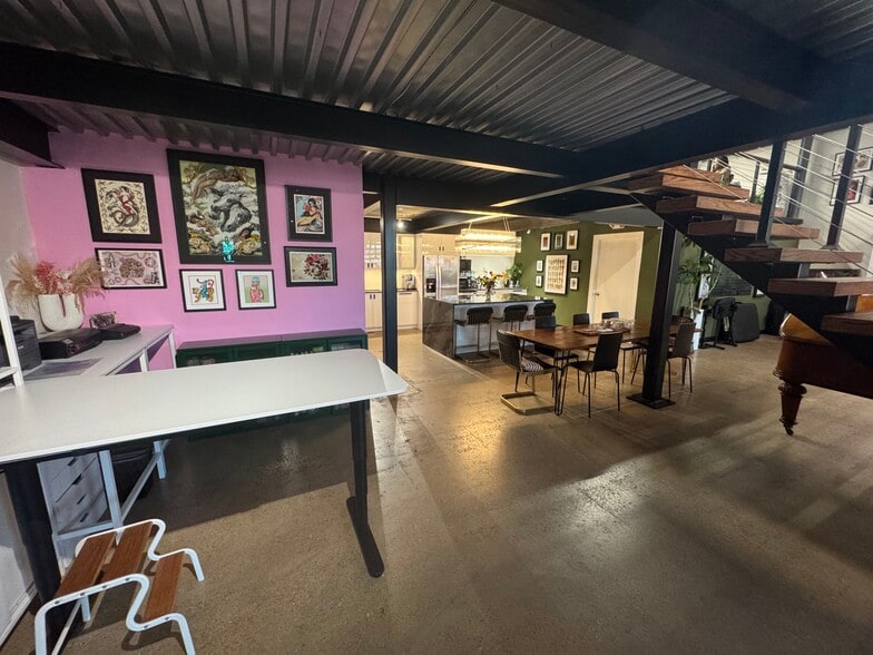 More Photos Of 1380 River Bend Dr, Dallas Office For Sale