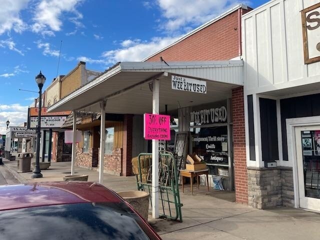 Primary Photo Of 57 N Main St, Roosevelt Office For Sale