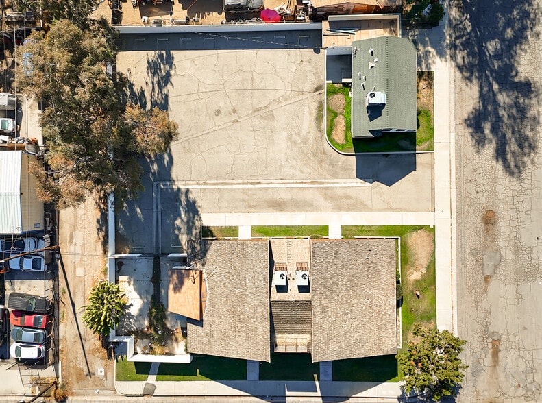 More Photos Of 931 26th St, Bakersfield Movie Radio TVStudio For Sale