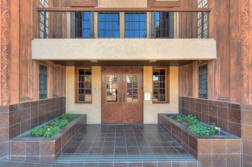 More Photos Of 2472-2476 Lake Ave, Altadena Office For Lease