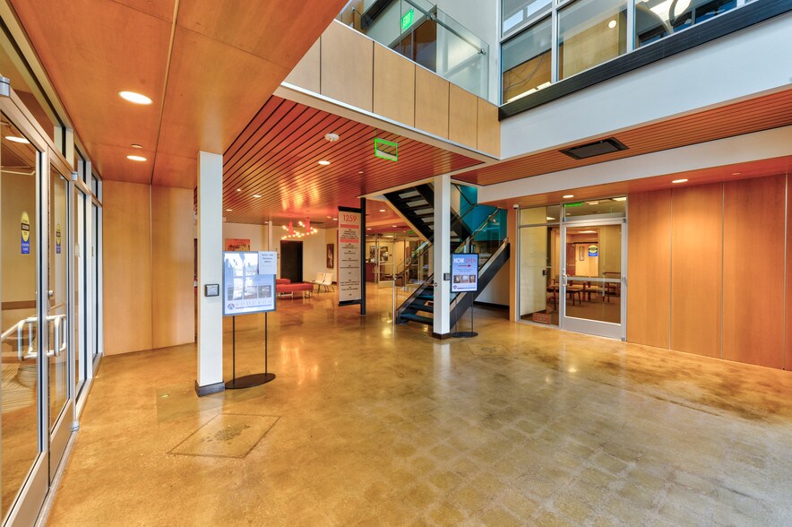 More Photos Of 1259 Lake Plaza Dr, Colorado Springs Medical For Lease