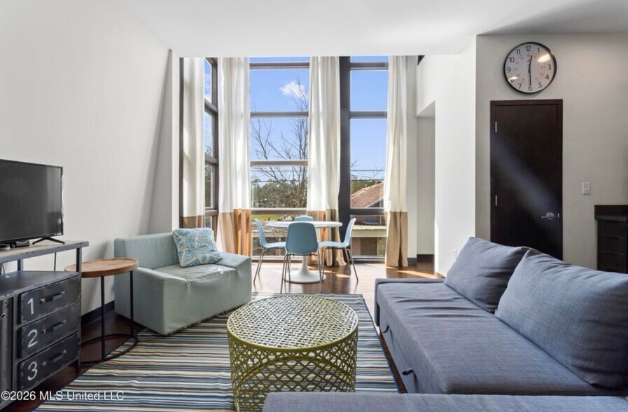 More Photos Of 443 Main St, Bay St Louis Office Residential For Sale