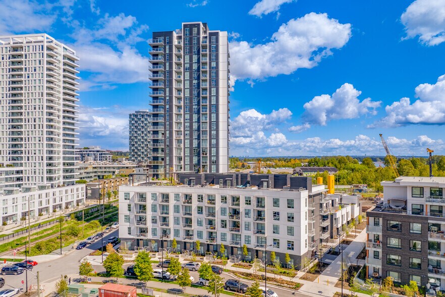 Primary Photo Of 5520 E Kent Av S, Vancouver Apartments For Lease