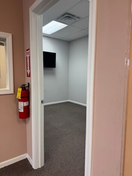 More Photos Of 920-970 Lincoln Hwy, Schererville Medical For Sale