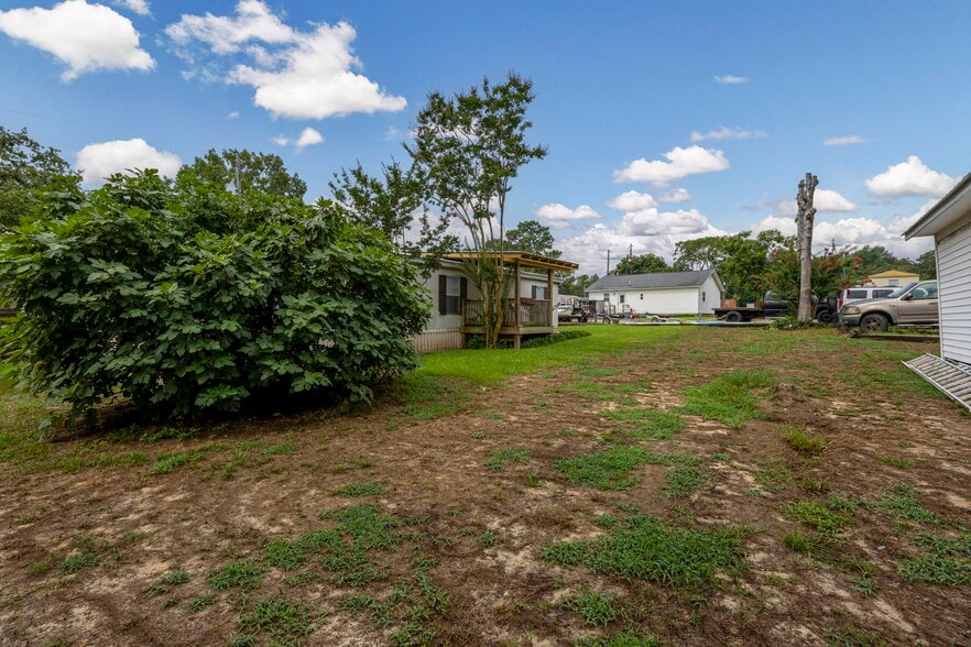 More Photos Of 128 Sandy Springs Ln, Lexington Manufactured Housing Mobile Home Park For Sale
