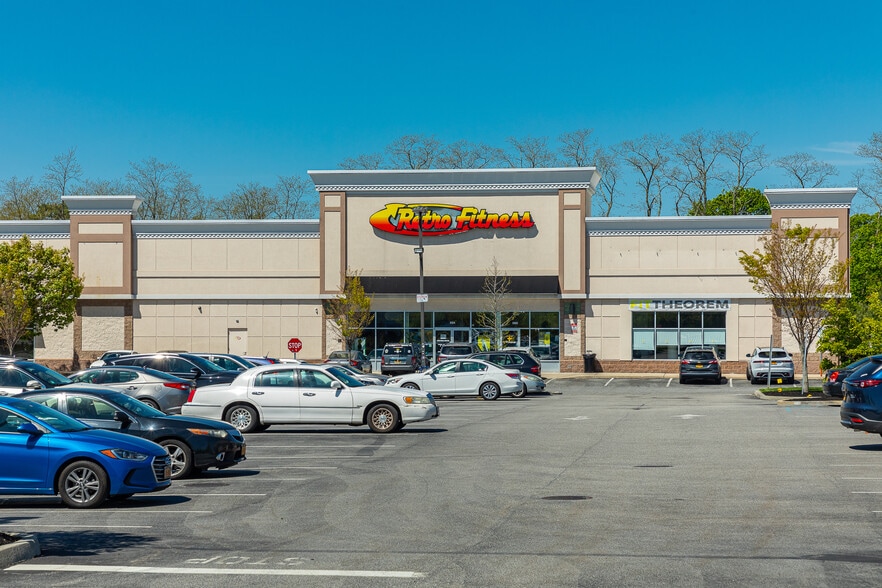 More Photos Of 520 Commack Rd, Deer Park Unknown For Lease