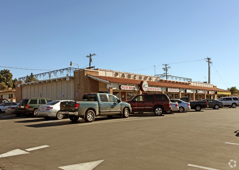 More Photos Of 123-135 E Collins Ave, Orange Unknown For Lease