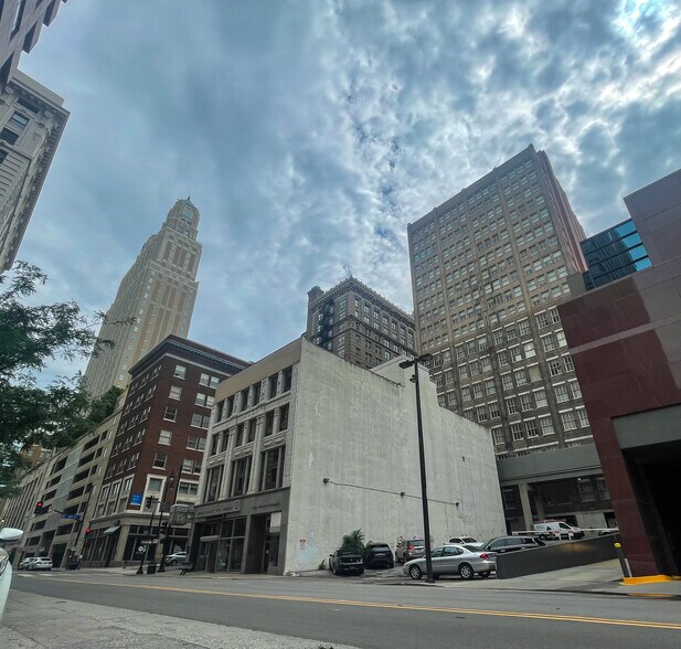 More Photos Of 1001-1003 Walnut St, Kansas City Office For Lease