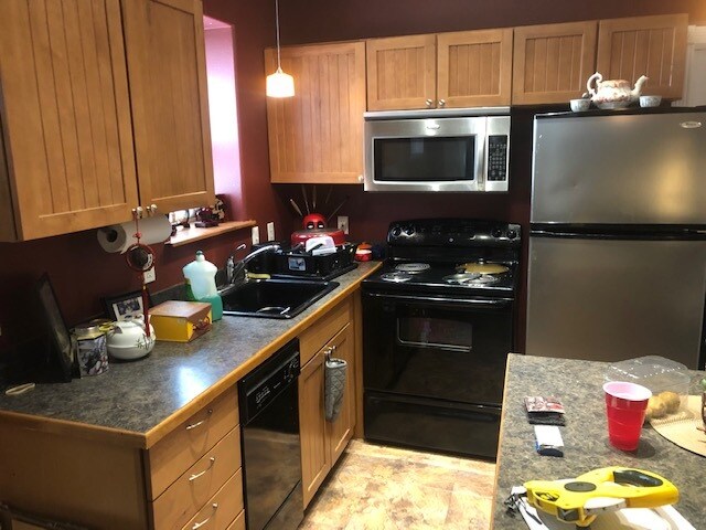 More Photos Of 116 Santa Fe Trl, Trinidad Storefront Retail Office For Sale