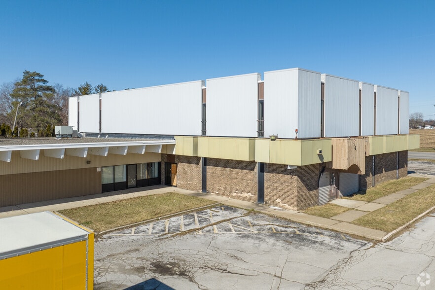 More Photos Of 3559 Hill Ave, Toledo Freestanding For Sale